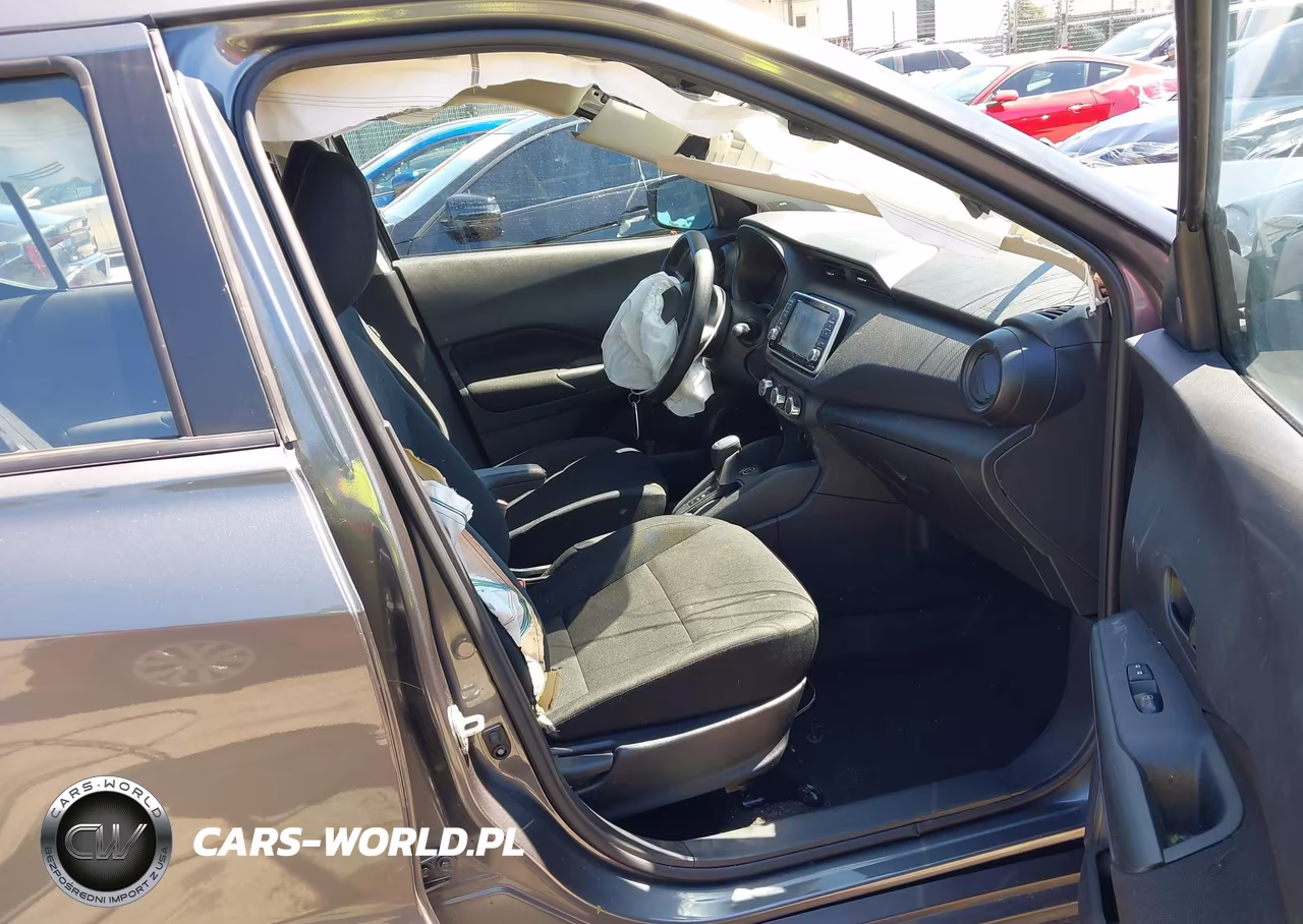 2025 Nissan Kicks Play S VIN:3N1CP5BV2SL495924 - 5