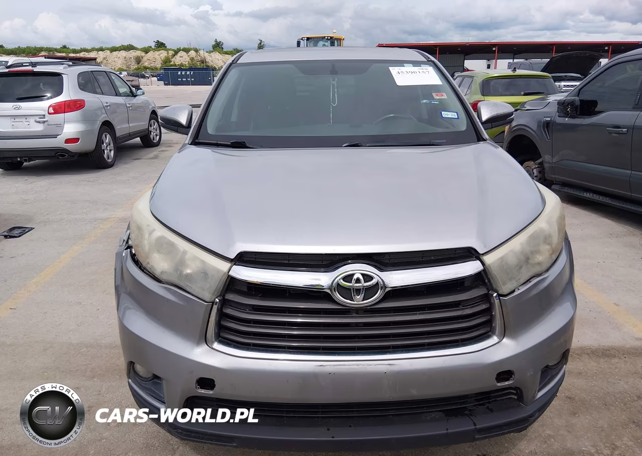 2015 Toyota Highlander Le Plus V6 VIN:5TDZKRFH1FS081616 - 12