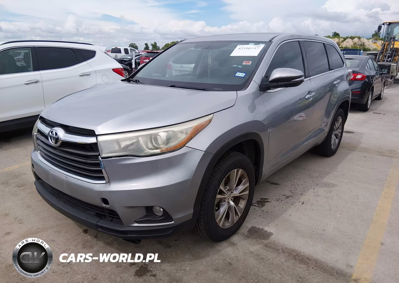 2015 Toyota Highlander Le Plus V6 VIN:5TDZKRFH1FS081616 - 2