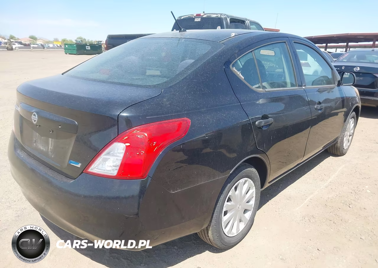 2013 Nissan Versa 1.6 S VIN:3N1CN7APXDL859241 - 4