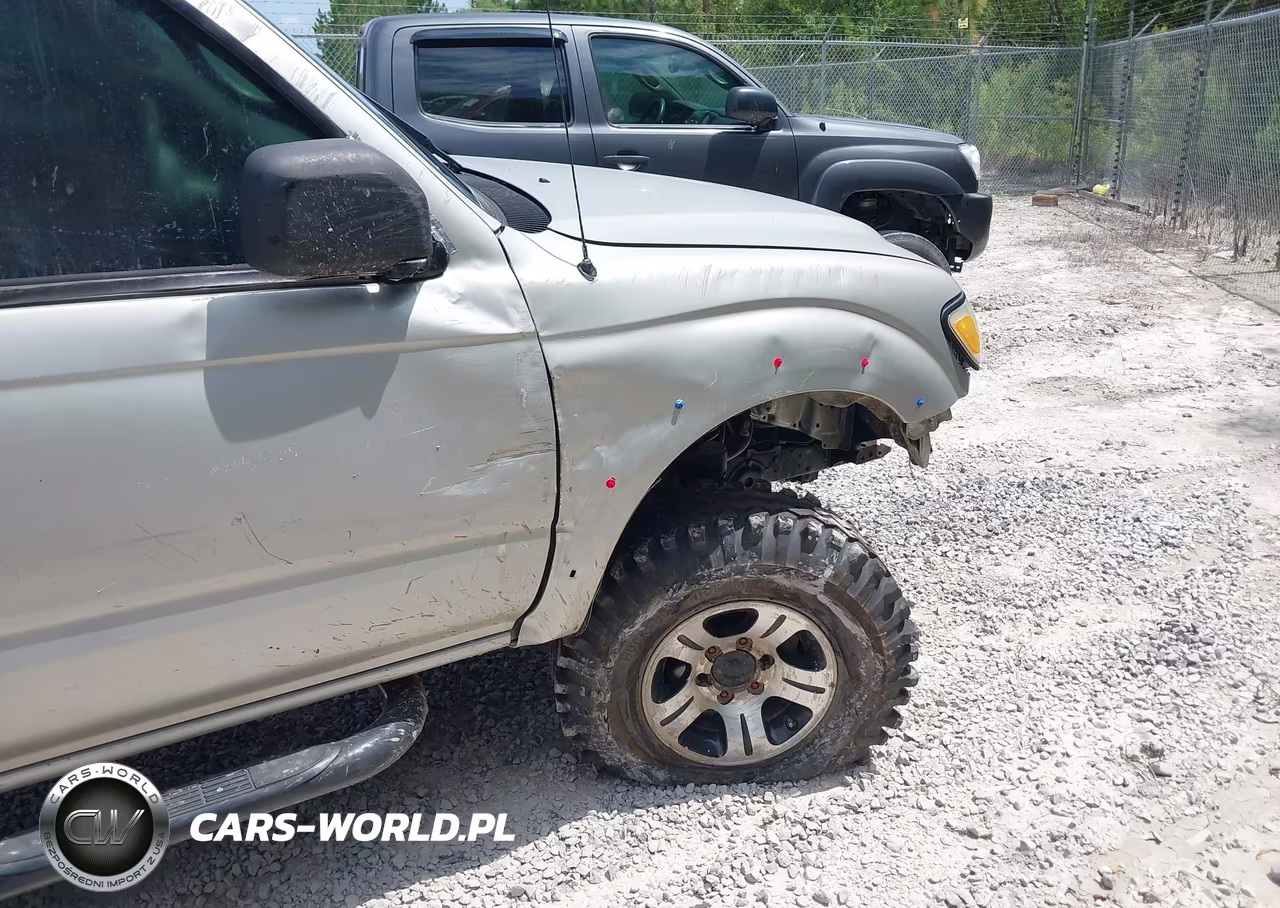 2004 Toyota Tacoma Base V6 VIN:5TEWN72N74Z439313 - 18