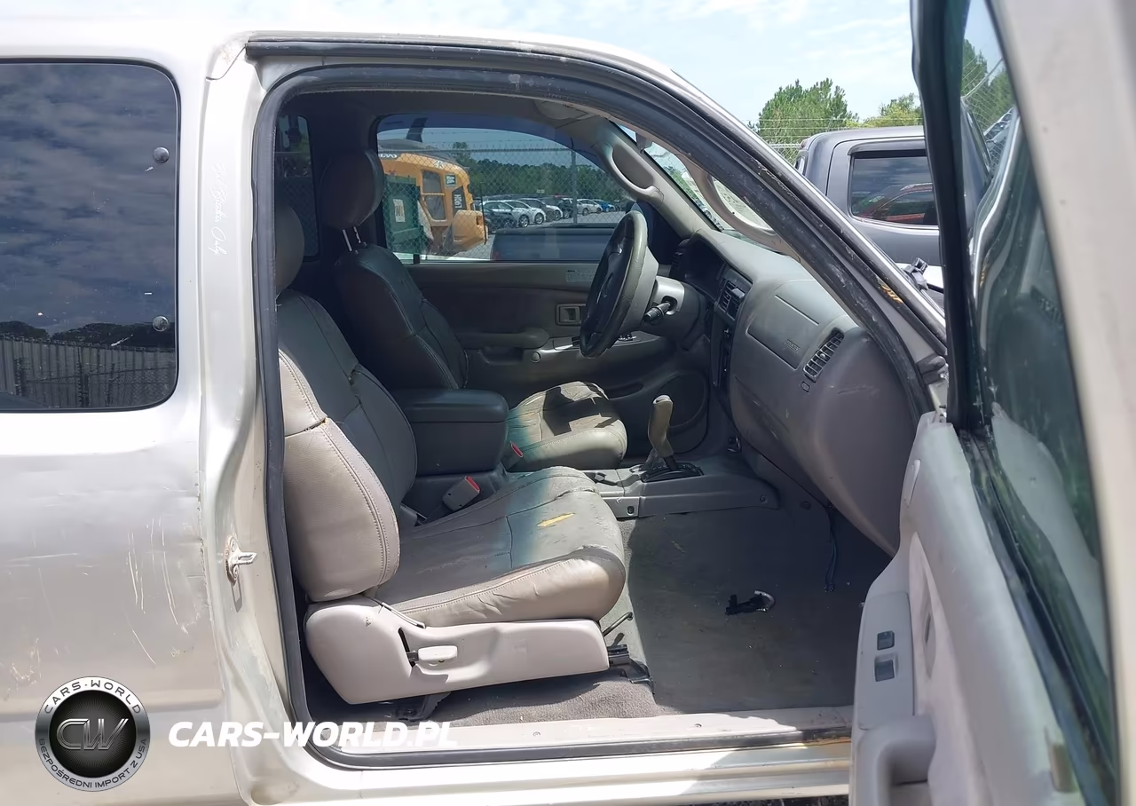 2004 Toyota Tacoma Base V6 VIN:5TEWN72N74Z439313 - 5