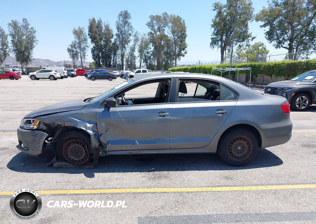 2012 Volkswagen Jetta 2.0L S VIN:3VW2K7AJ3CM418280 - 13