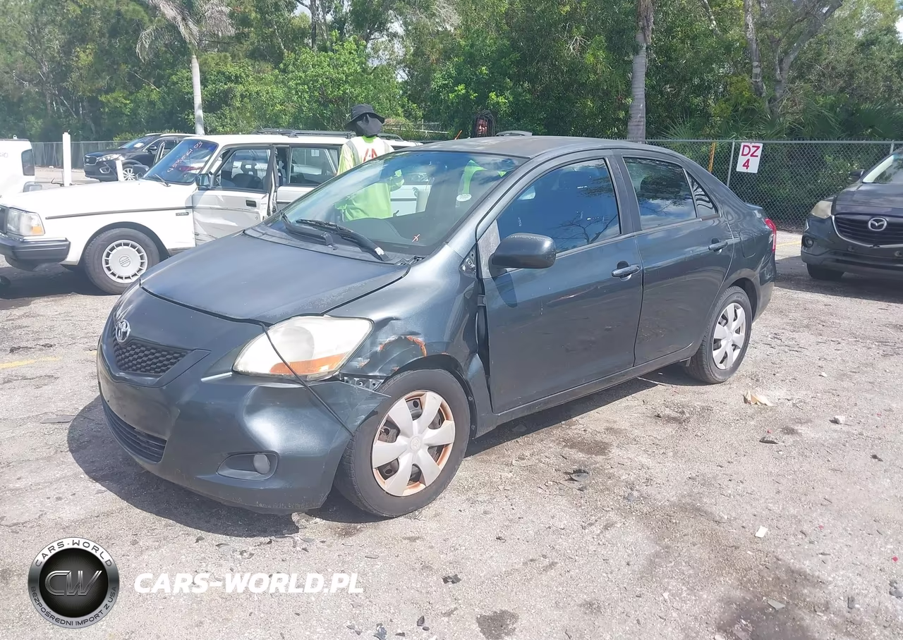 2010 Toyota Yaris VIN:JTDBT4K33A1357411 - 2