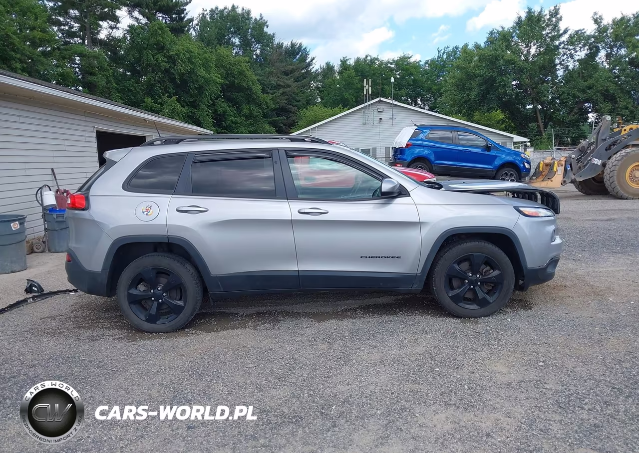 2018 Jeep Cherokee Latitude Fwd VIN:1C4PJLCB1JD595624 - 13