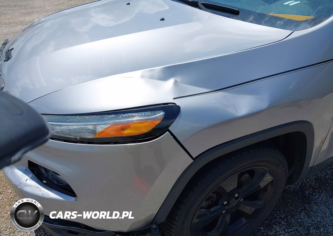 2018 Jeep Cherokee Latitude Fwd VIN:1C4PJLCB1JD595624 - 17
