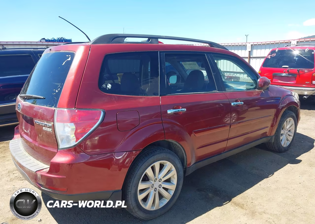 2011 Subaru Forester 2.5X Premium VIN:JF2SHADC6BH776327 - 4