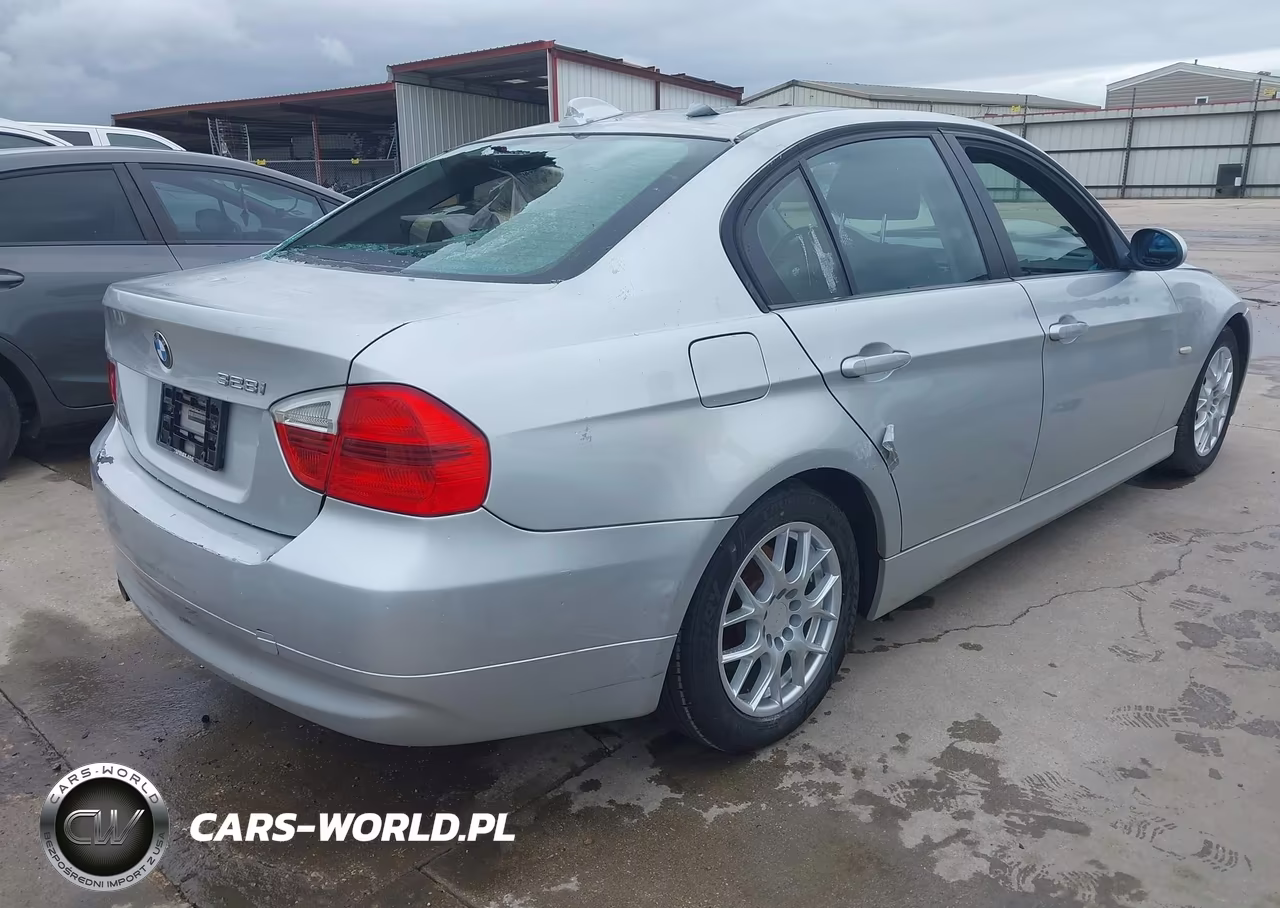 2007 BMW 328I VIN:WBAVA335X7PV65057 - 4