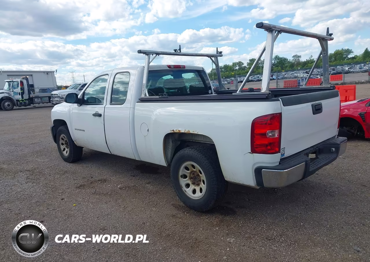 2013 Chevrolet Silverado 1500 Work Truck VIN:1GCRCPEX9DZ149487 - 3