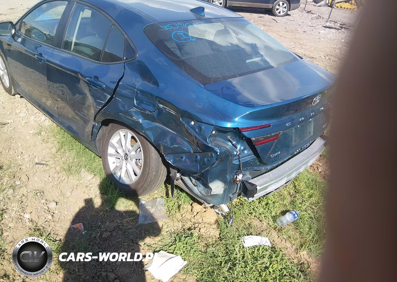 2026 Toyota Camry Le VIN:4T1DAACK2TU224221 - 6