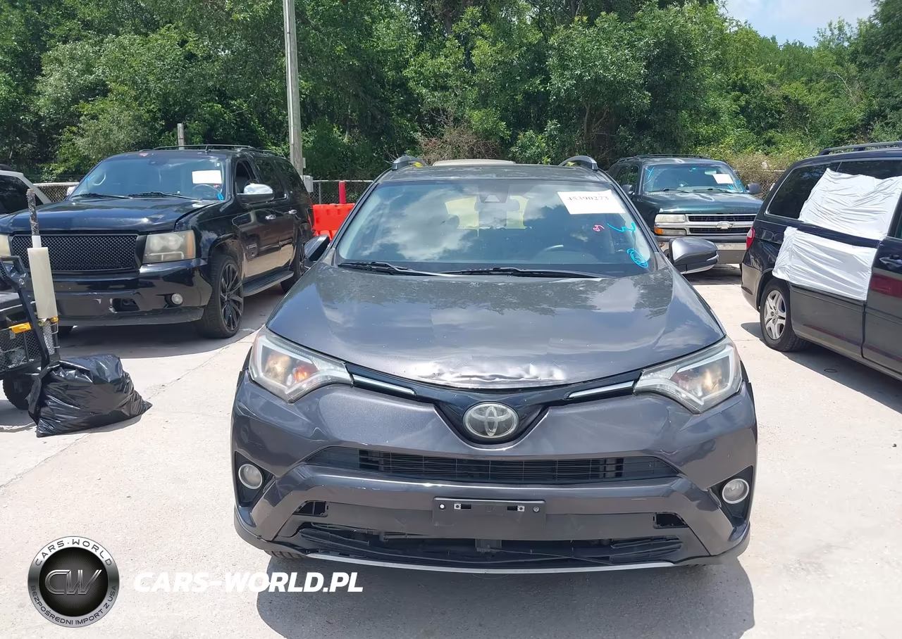 2018 Toyota Rav4 Xle VIN:JTMWFREV2JJ740923 - 12
