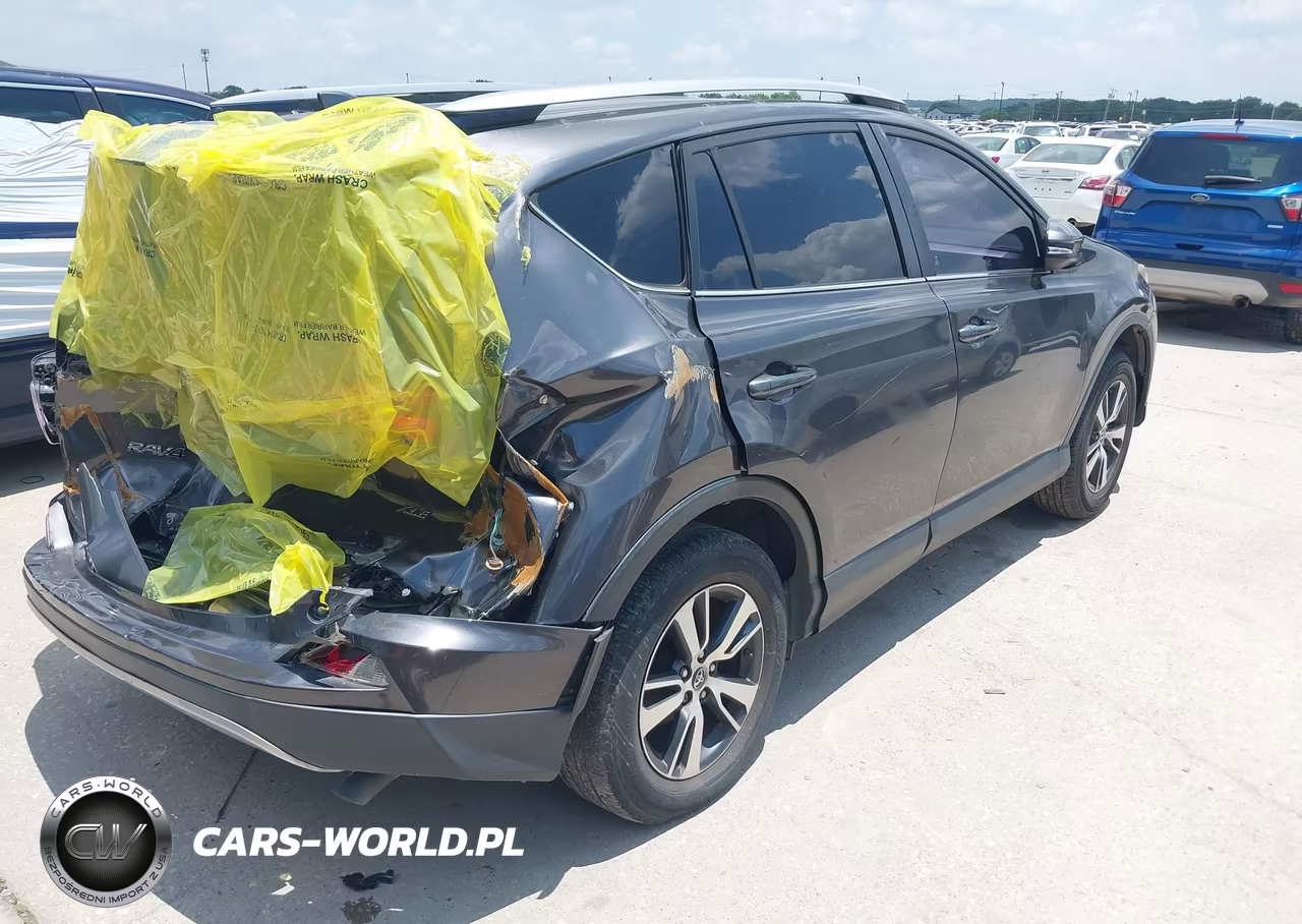 2018 Toyota Rav4 Xle VIN:JTMWFREV2JJ740923 - 4