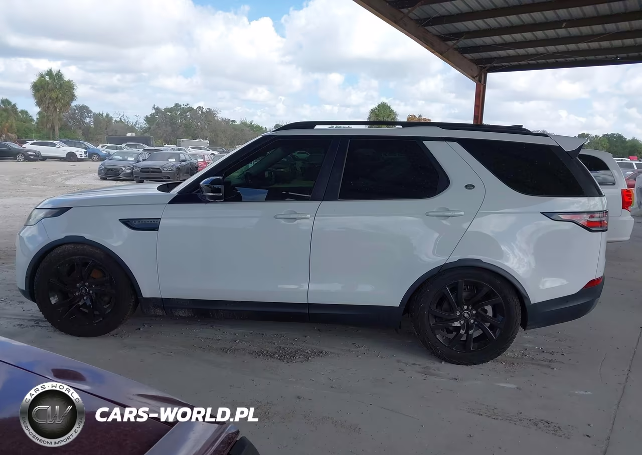 2018 Land Rover Discovery Hse VIN:SALRR2RK3JA078533 - 13