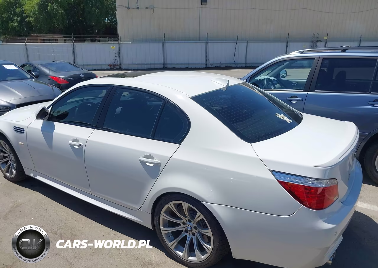 2008 BMW M5 VIN:WBSNB93558CX09506 - 14