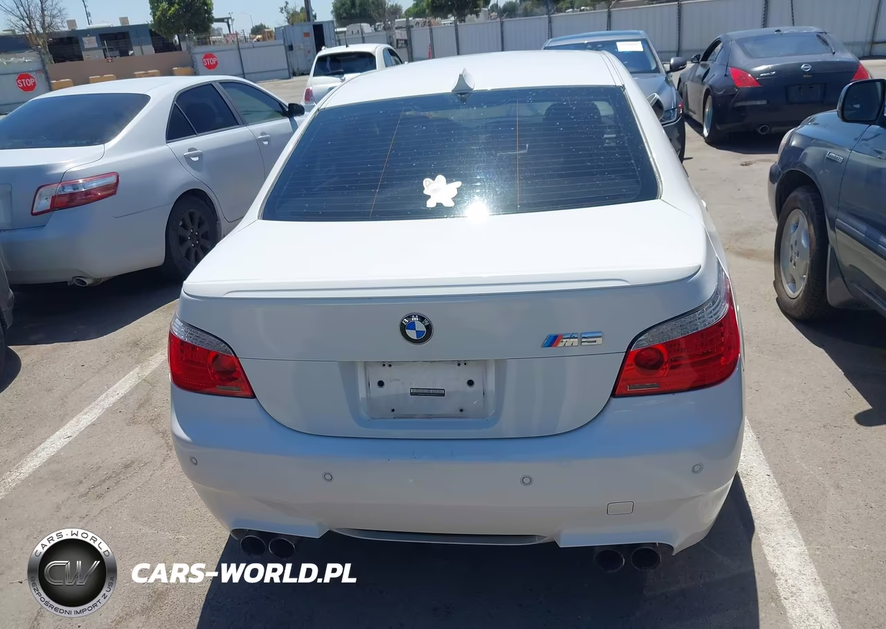 2008 BMW M5 VIN:WBSNB93558CX09506 - 16