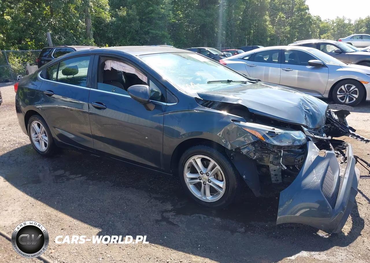 2018 Chevrolet Cruze Lt Auto – zdjęcie 1 z 16