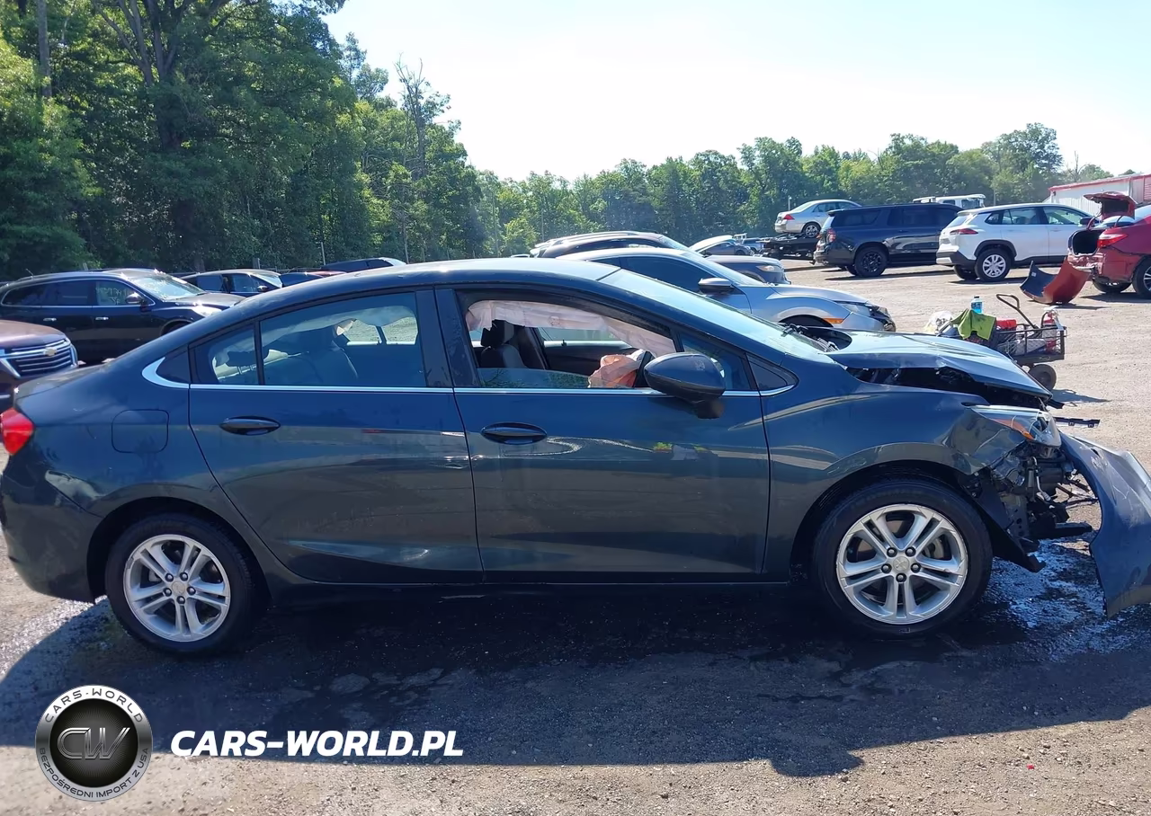 2018 Chevrolet Cruze Lt Auto VIN:1G1BE5SMXJ7159388 - 13