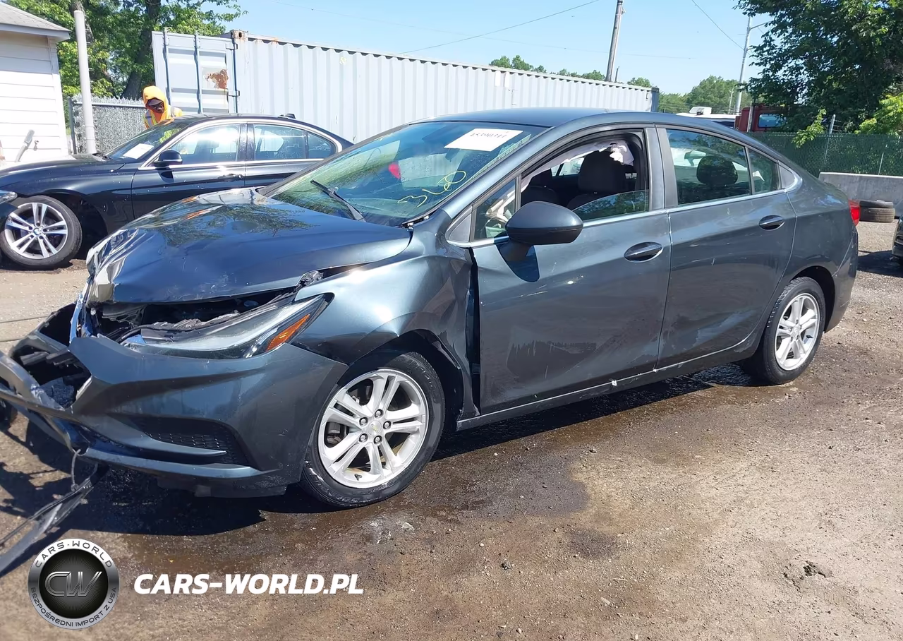 2018 Chevrolet Cruze Lt Auto VIN:1G1BE5SMXJ7159388 - 2