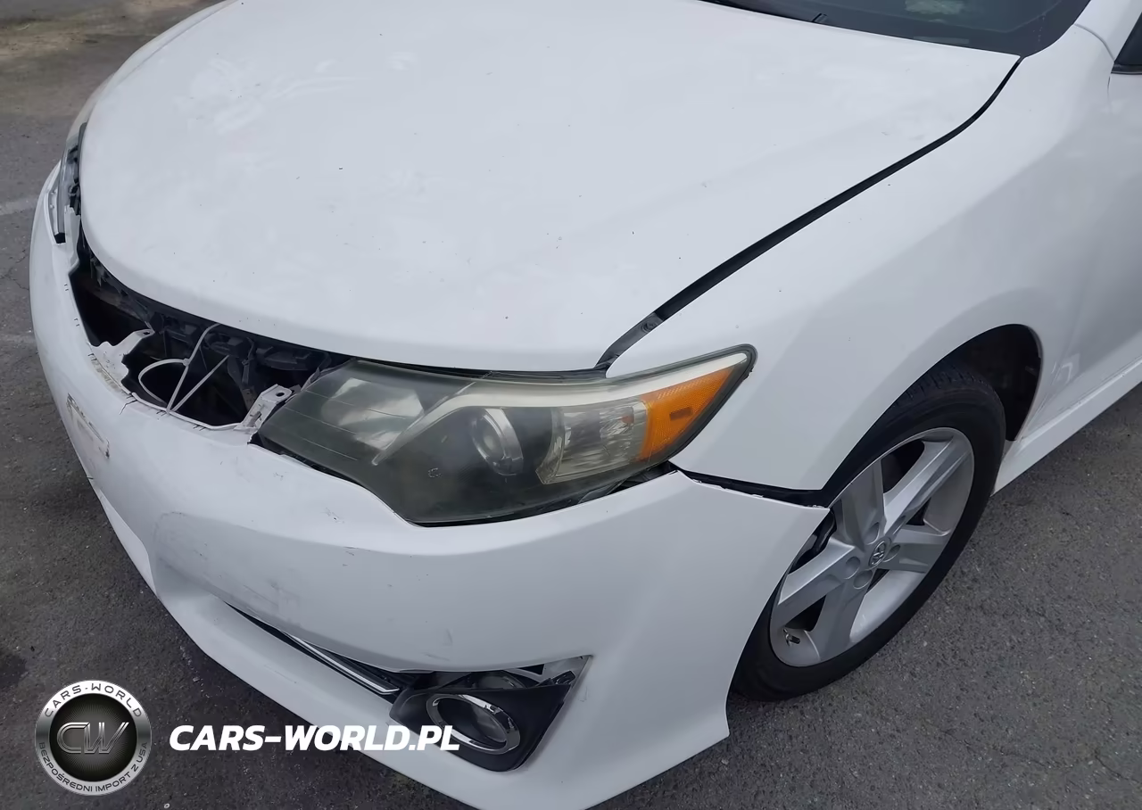 2014 Toyota Camry Se VIN:4T1BF1FKXEU868637 - 18