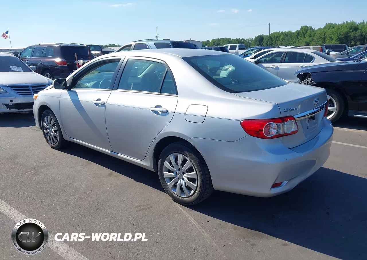 2012 Toyota Corolla Le VIN:2T1BU4EE3CC802898 - 3