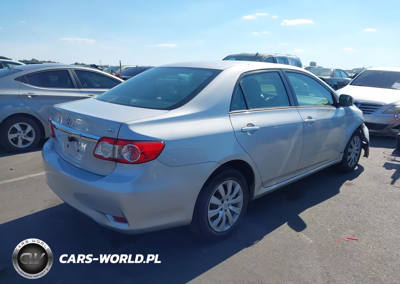 2012 Toyota Corolla Le VIN:2T1BU4EE3CC802898 - 4