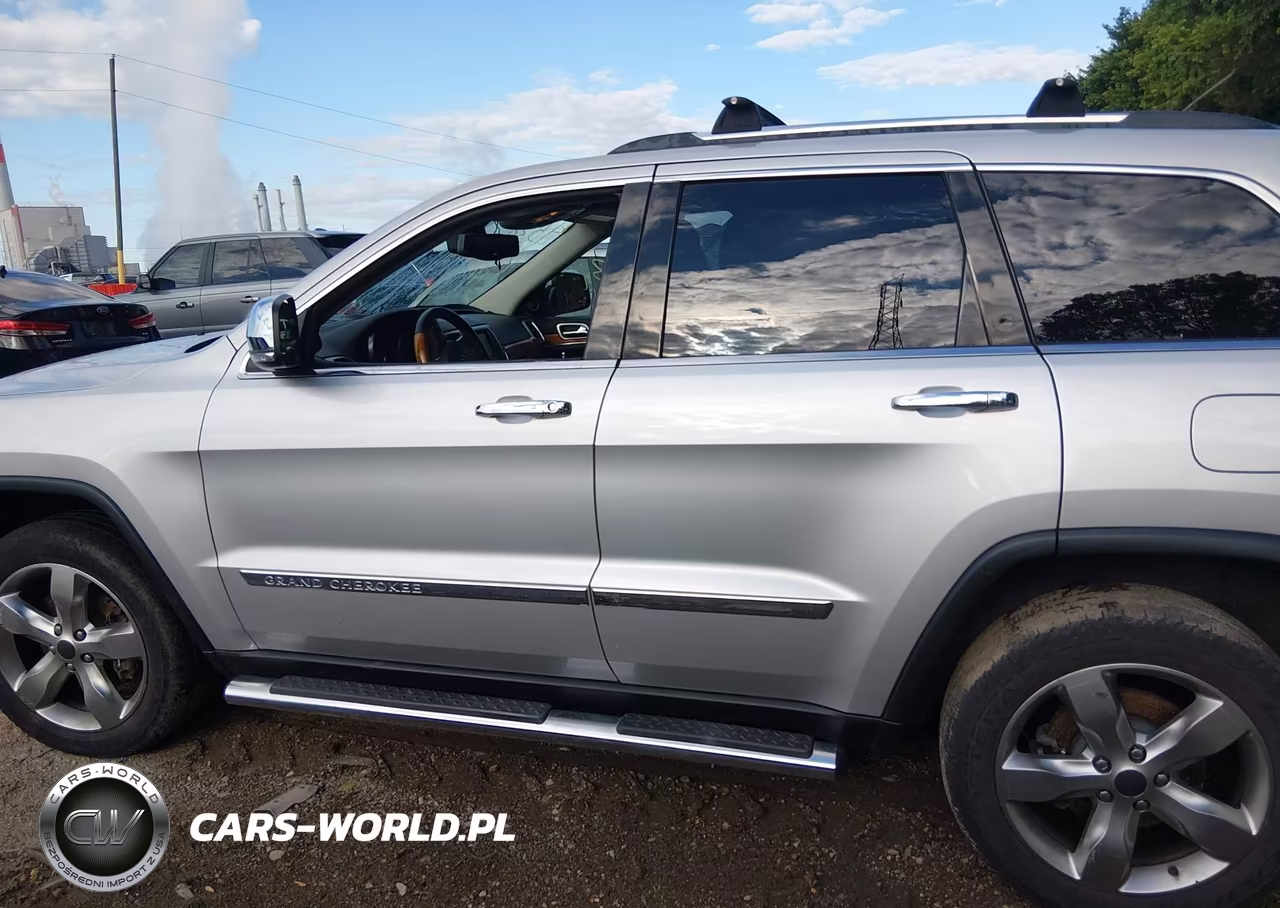 2013 Jeep Grand Cherokee Overland VIN:1C4RJFCT9DC631833 - 14
