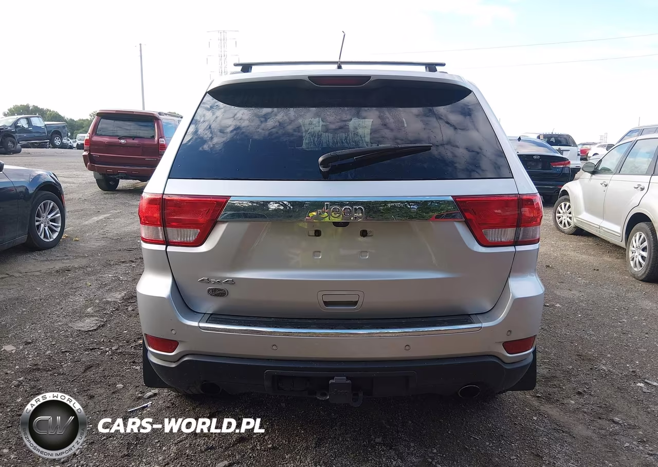 2013 Jeep Grand Cherokee Overland VIN:1C4RJFCT9DC631833 - 16