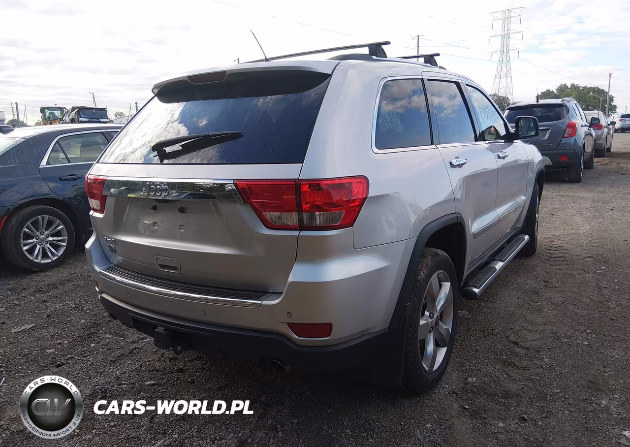 2013 Jeep Grand Cherokee Overland VIN:1C4RJFCT9DC631833 - 4
