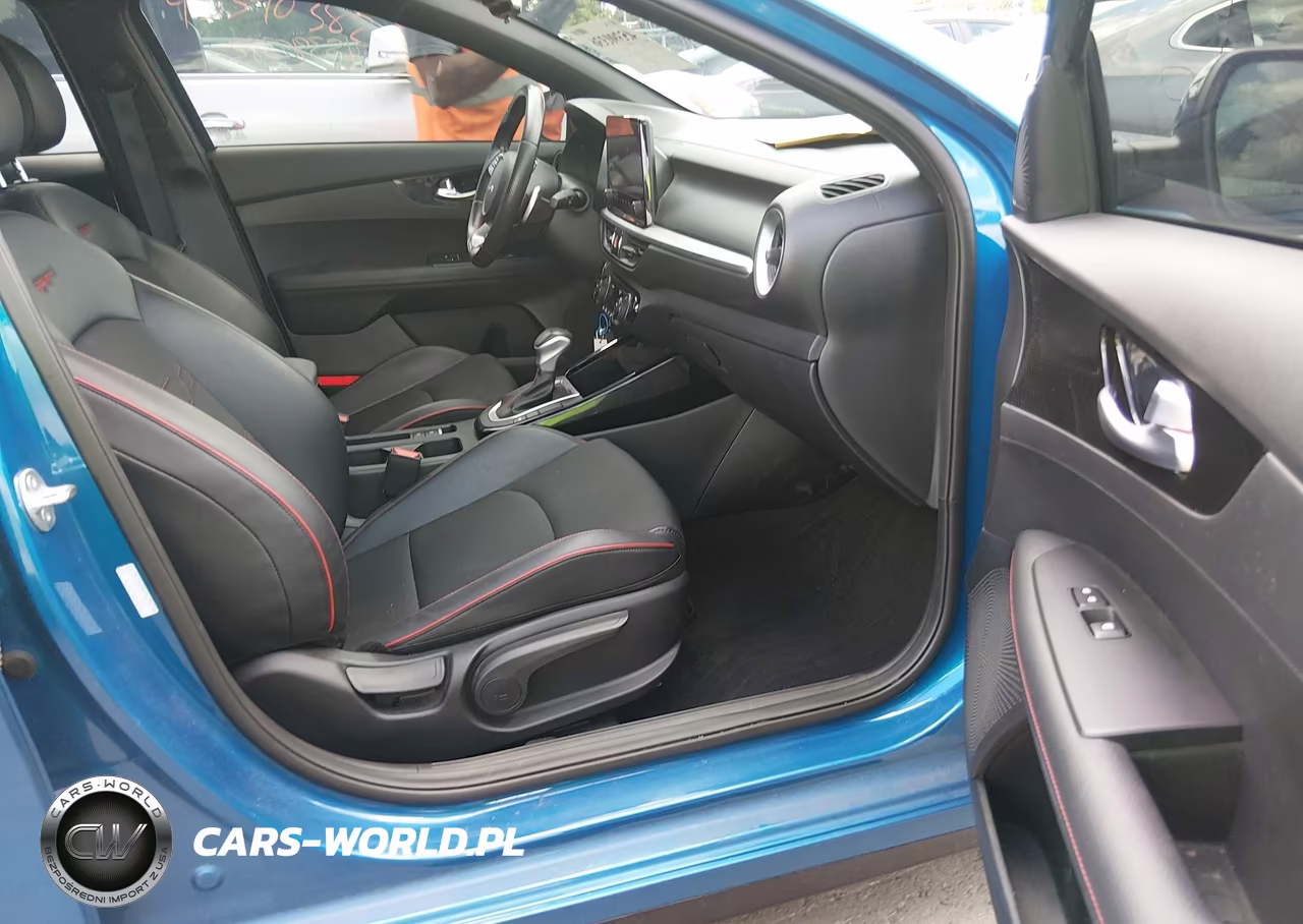 2024 Kia Forte Gt VIN:3KPF44AC0RE739517 - 5
