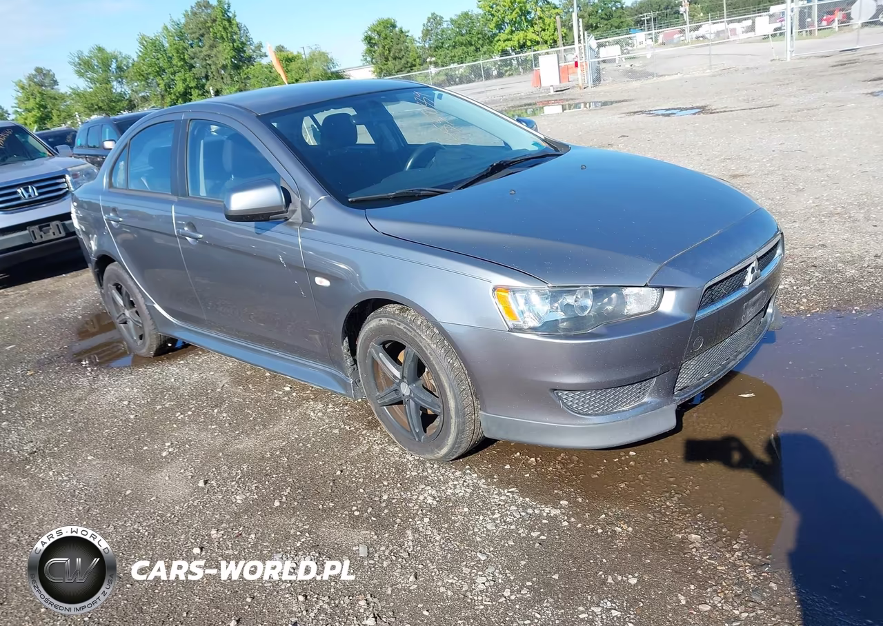 2014 Mitsubishi Lancer Es – zdjęcie 1 z 11