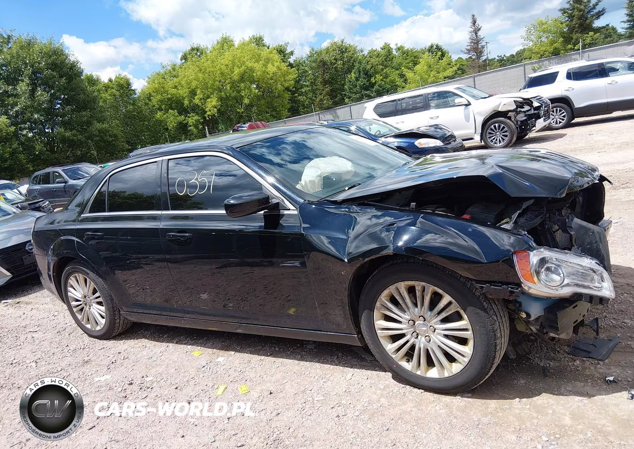 2013 Chrysler 300 Motown VIN:2C3CCARG1DH577958 - 14