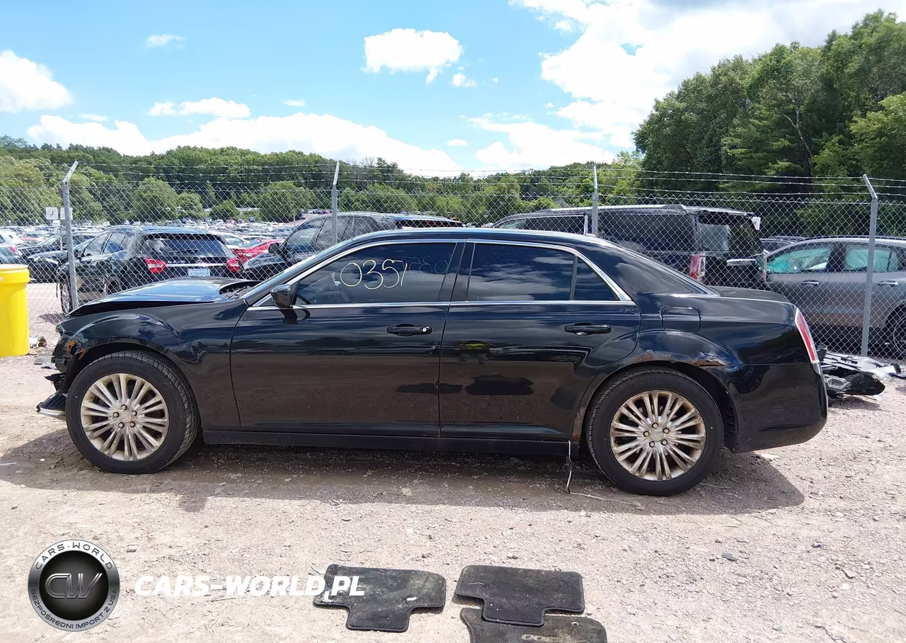 2013 Chrysler 300 Motown VIN:2C3CCARG1DH577958 - 15