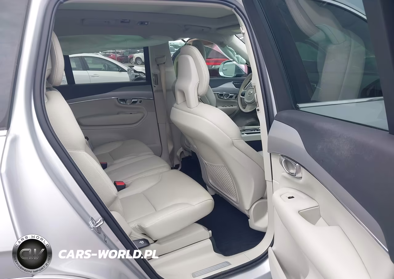2021 Volvo Xc90 T5 Momentum 7 Passenger VIN:YV4102CK0M1747740 - 8