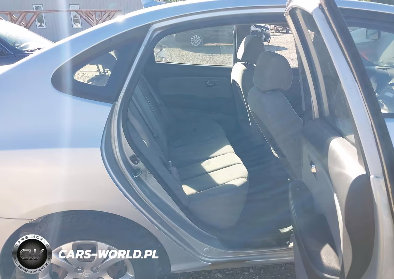 2010 Hyundai Elantra Gls VIN:KMHDU4AD2AU143066 - 8