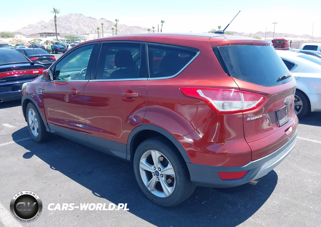 2015 Ford Escape Se VIN:1FMCU0G75FUA43637 - 3