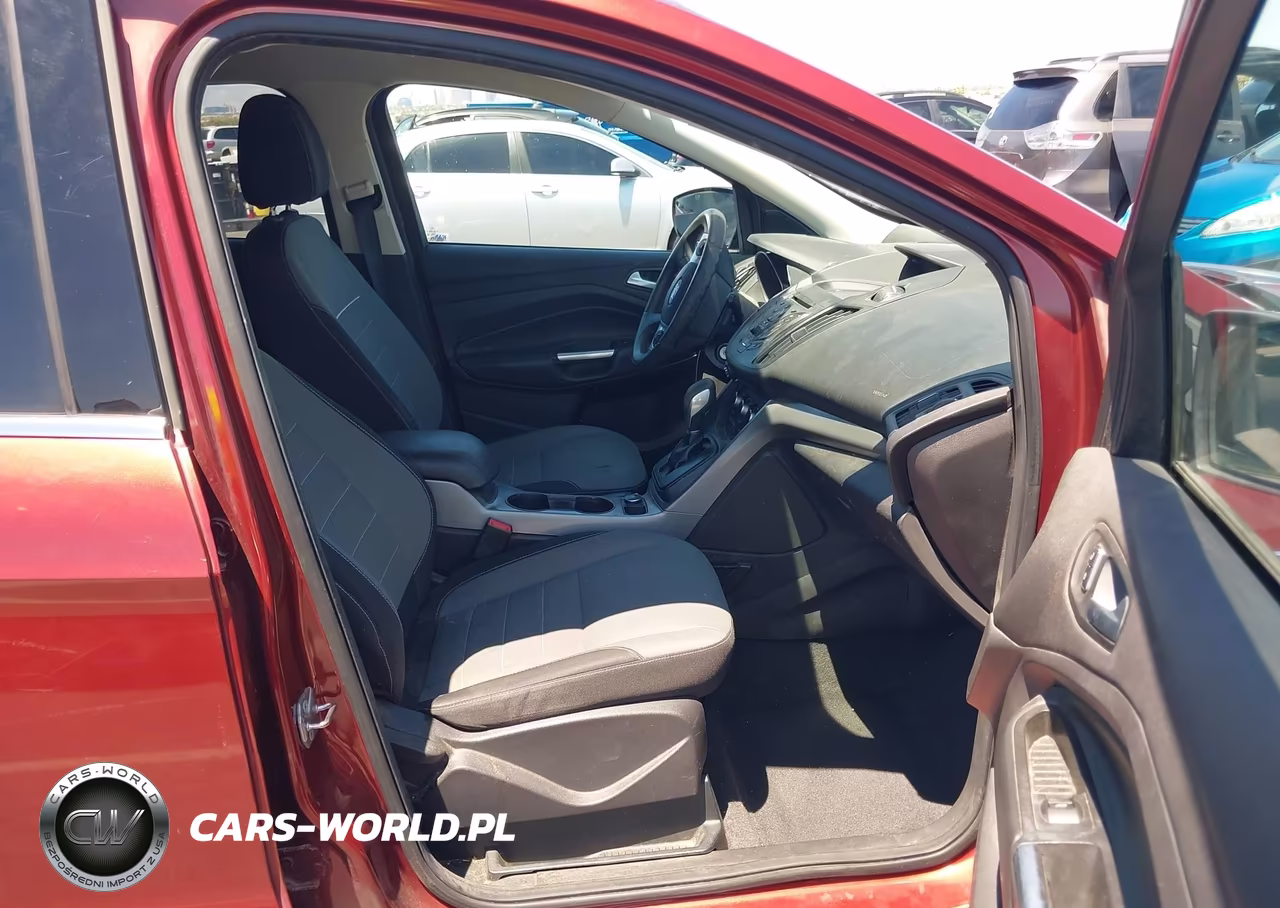 2015 Ford Escape Se VIN:1FMCU0G75FUA43637 - 5