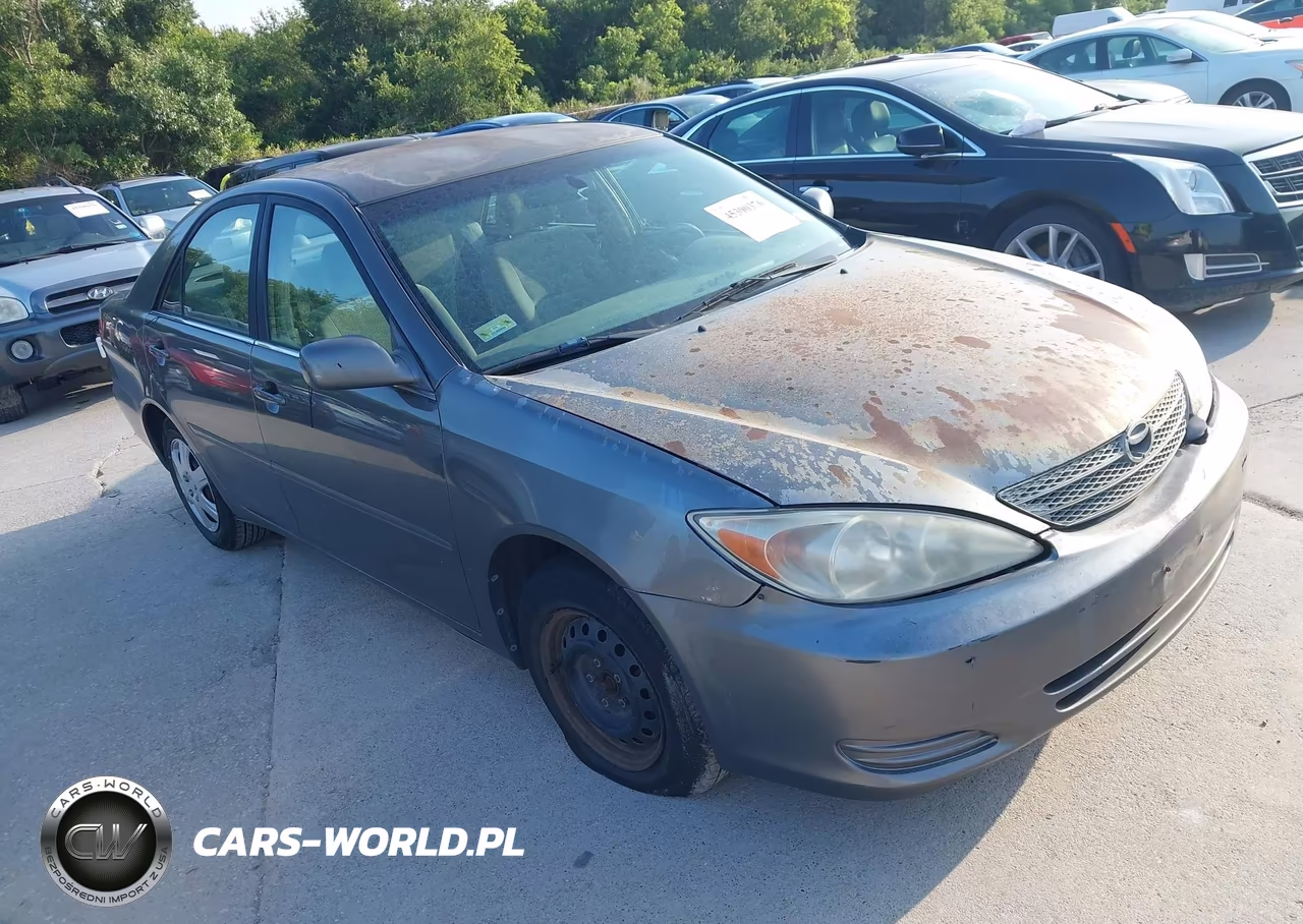 2004 Toyota Camry Le