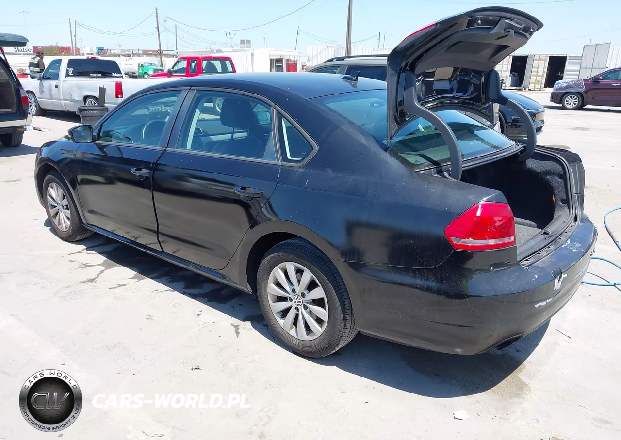 2014 Volkswagen Passat 1.8T Wolfsburg Edition VIN:1VWAT7A32EC112377 - 3