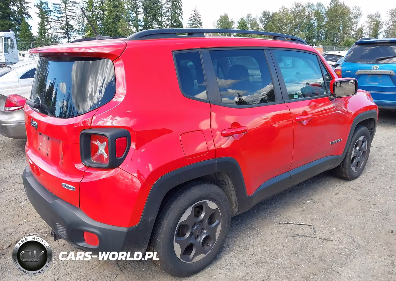 2015 Jeep Renegade Latitude VIN:ZACCJABH0FPB69214 - 4