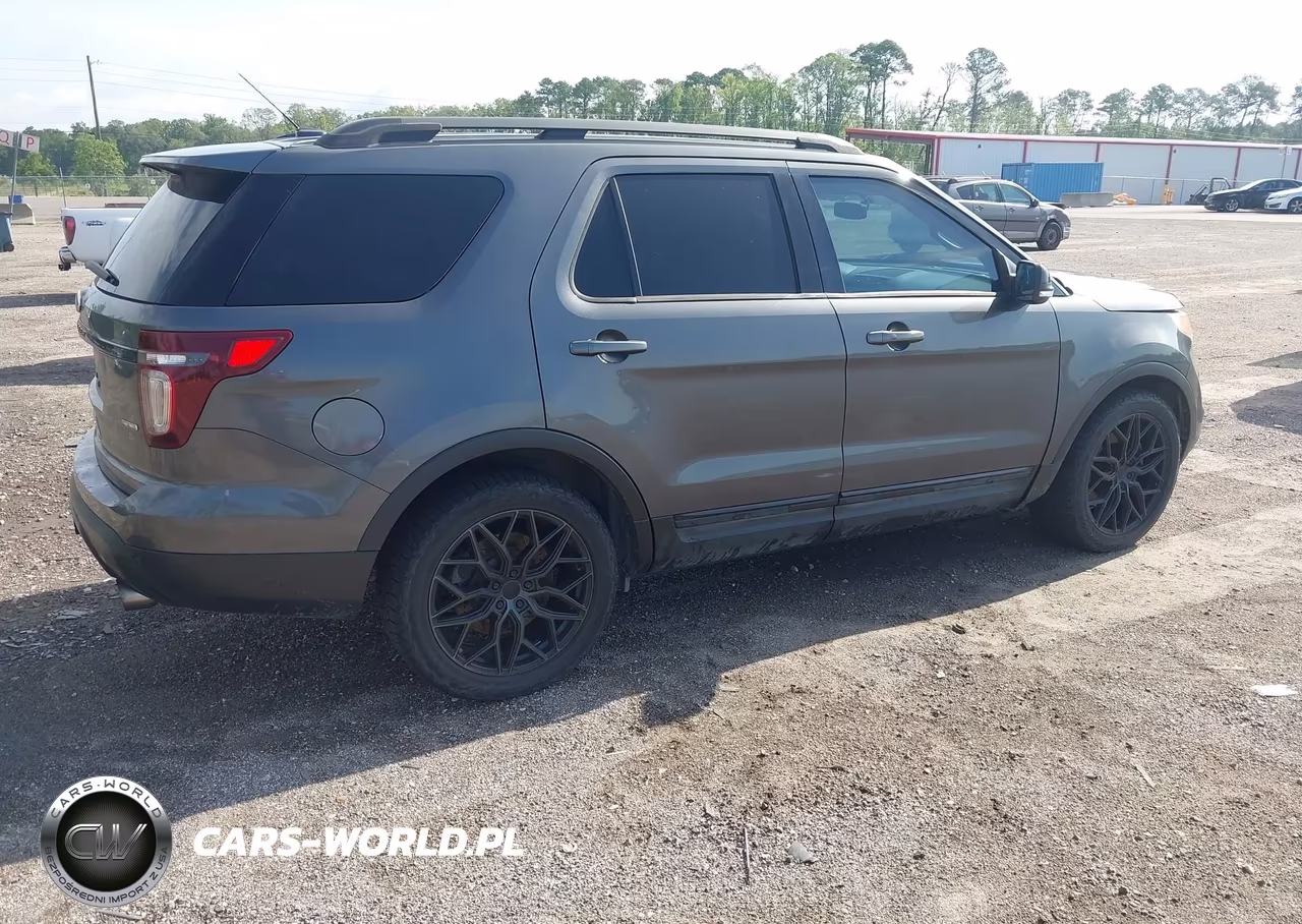2015 Ford Explorer Sport VIN:1FM5K8GT0FGB78968 - 4