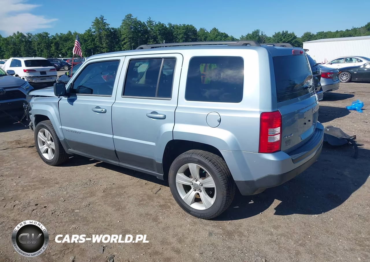 2013 Jeep Patriot Latitude VIN:1C4NJRFB1DD263662 - 3