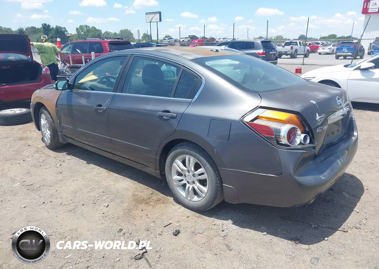 2011 Nissan Altima 2.5 S VIN:1N4AL2AP0BN449435 - 3