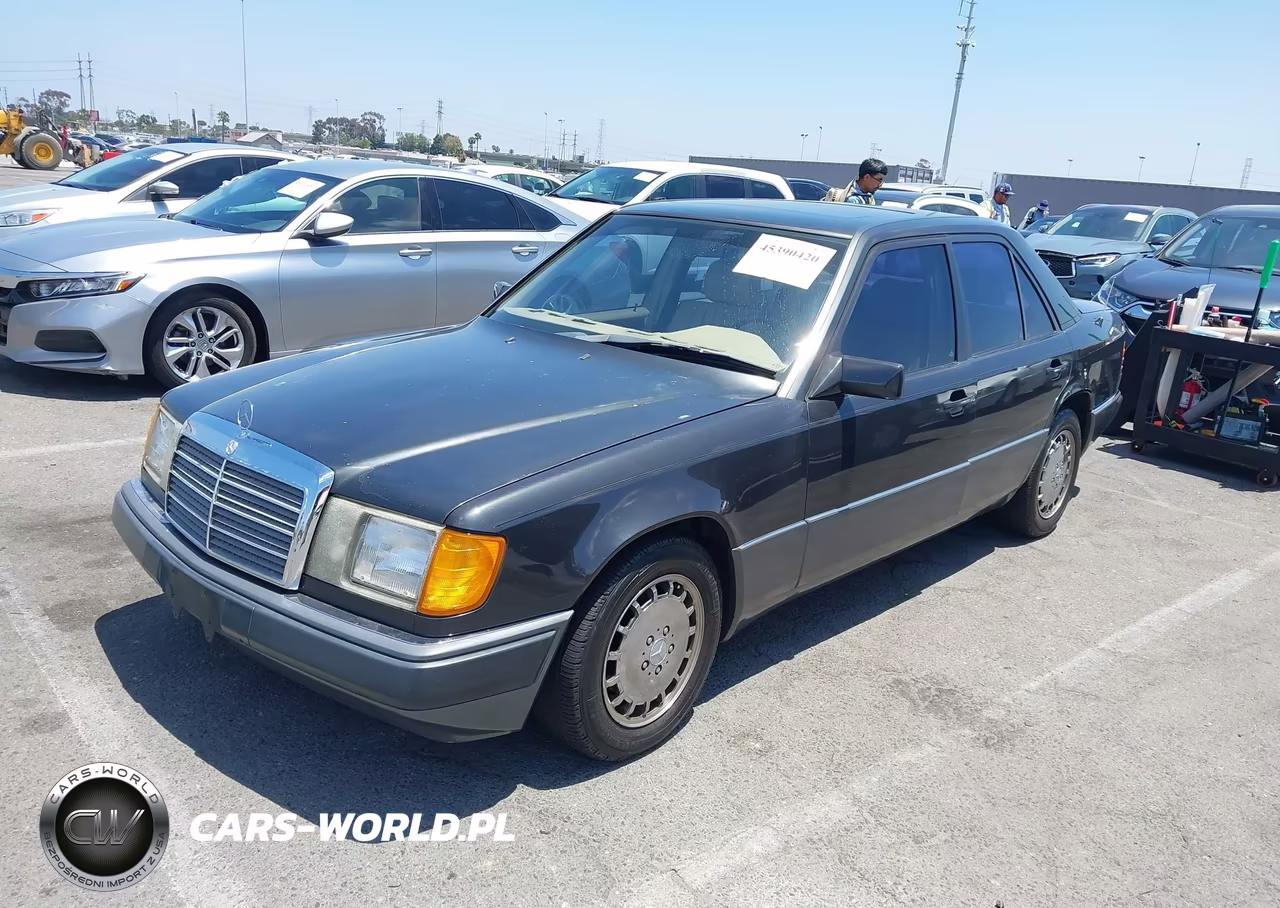 1990 Mercedes-Benz 300 E 2.6 VIN:WDBEA26D2LB232454 - 2