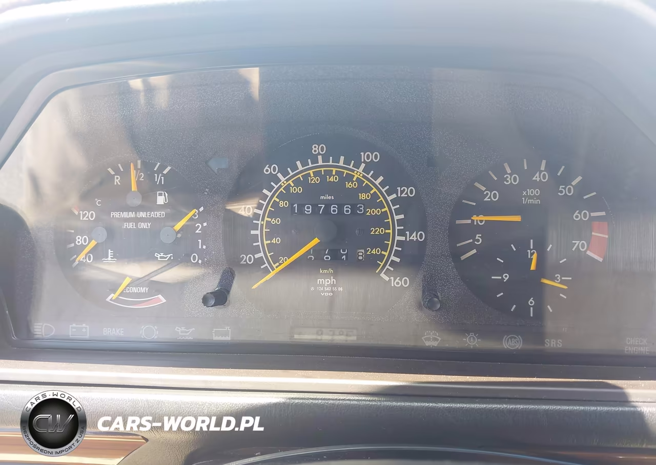 1990 Mercedes-Benz 300 E 2.6 VIN:WDBEA26D2LB232454 - 7