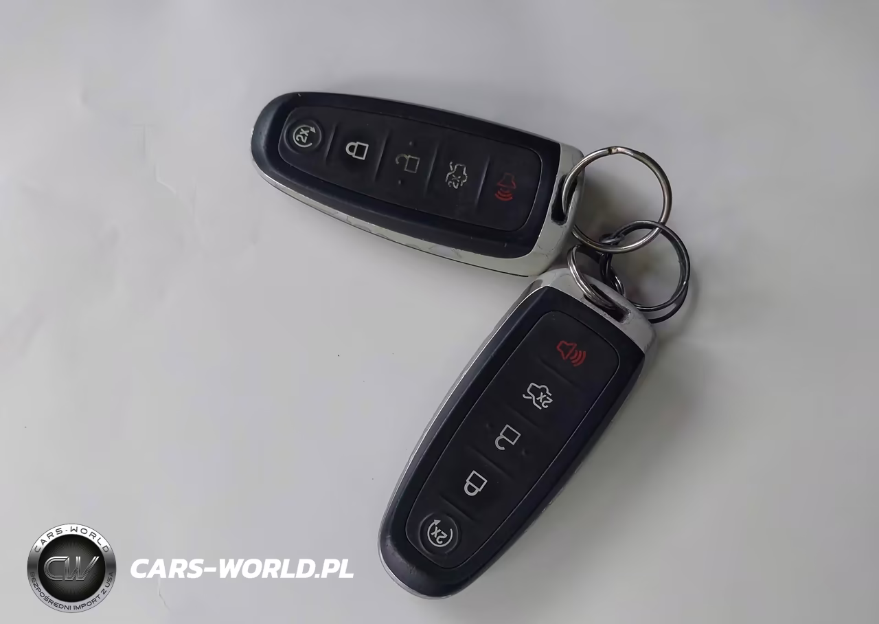 2018 Ford Taurus Sho VIN:1FAHP2KT0JG103063 - 11