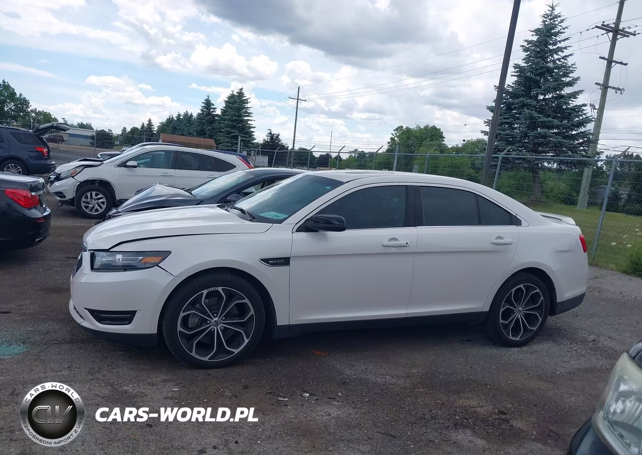 2018 Ford Taurus Sho VIN:1FAHP2KT0JG103063 - 14