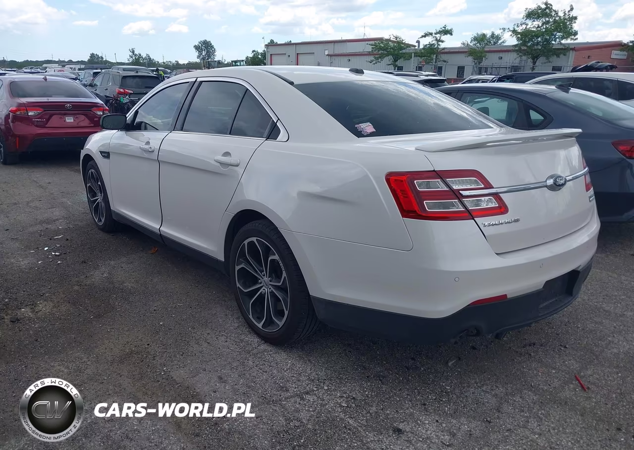 2018 Ford Taurus Sho VIN:1FAHP2KT0JG103063 - 3