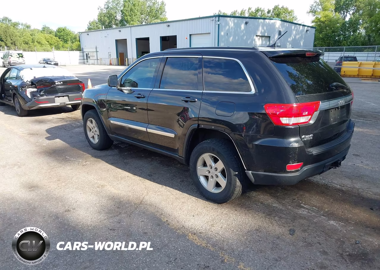 2012 Jeep Grand Cherokee Laredo VIN:1C4RJFAG9CC255705 - 3
