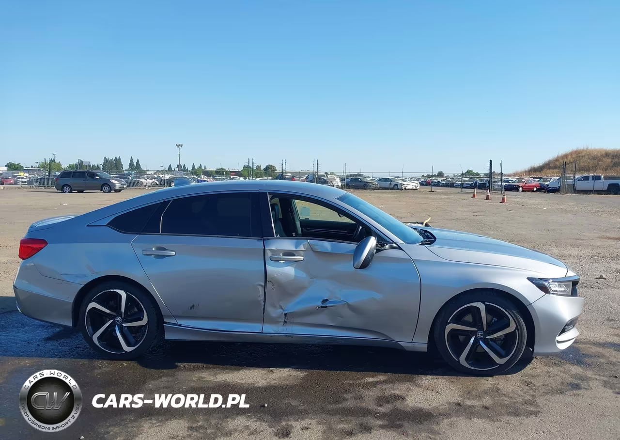 2018 Honda Accord Sport VIN:1HGCV1F32JA223725 - 13