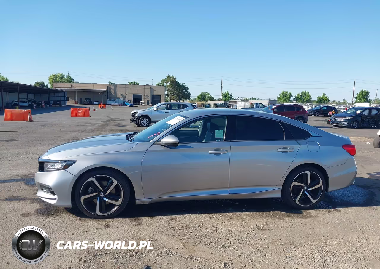 2018 Honda Accord Sport VIN:1HGCV1F32JA223725 - 14